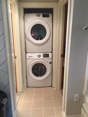 New washer and dryer, needs He detergent