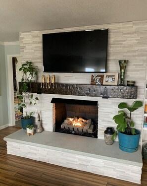 Propane fireplace