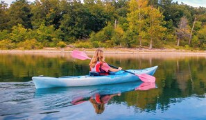 7 min from Table Rock Lake rent kayaks from Holiday Island Marina
