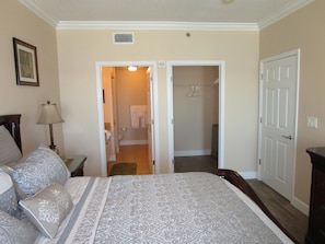 Master bedroom, Master bathroom, and walking closet