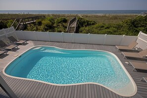 Oceanfront Oversized Heated Pool with 8 Chaise Lounge Chairs 