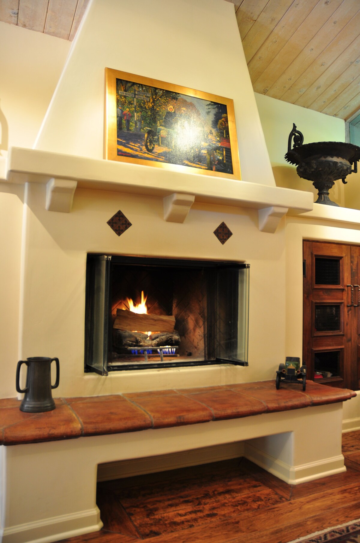 Main Image