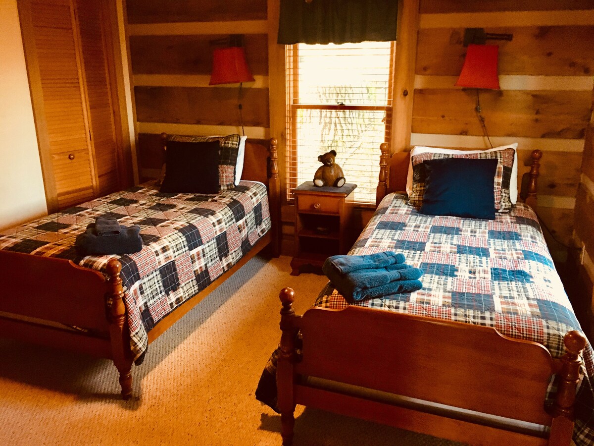 Heart of High Country, 4Bdr/3Bath, Jacuzzi, Rec room