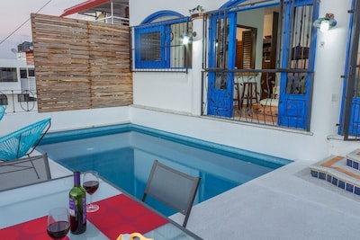 Condominio de 3 habitaciones con vista al mar en el centro + piscina + wifi
