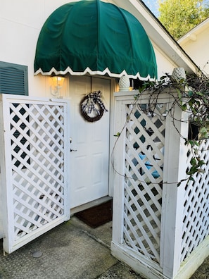 Private entrance to carriage house 