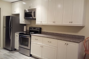 Newly remodeled kitchen (includes dining space for 8)