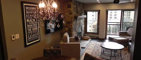 Living room and balcony - view from entry way