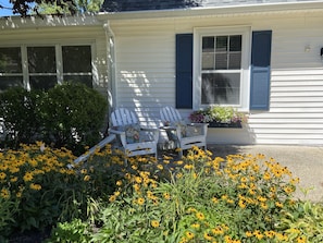 Sitting area in front of house