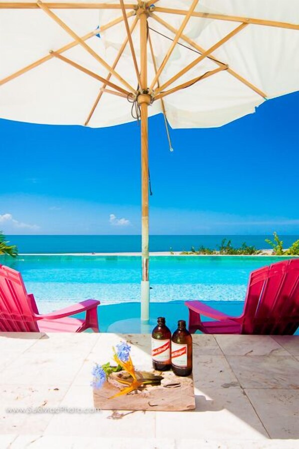 Private Pool facing the beach