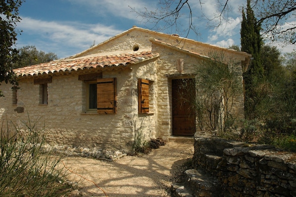 Gite (Stone Cottage) in Provence