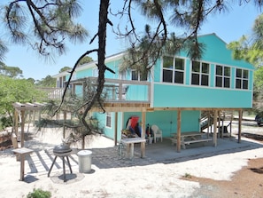 Sandtrap! Spacious beach house that has everything in which to enjoy salt life!