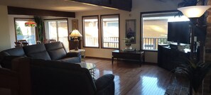 Cozy yet spacious!