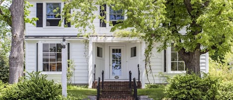 Front entrance on Ocean Avenue