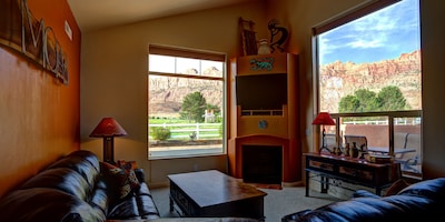 Best Views In Rim Village From Inside & Out! Comfort/Luxury/Decor! 