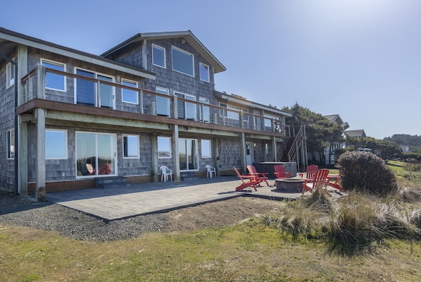 Welcome to The Oregon Beach House!