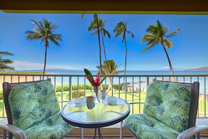 Sound of waves soothes you while enjoying 180-degree stunning ocean view