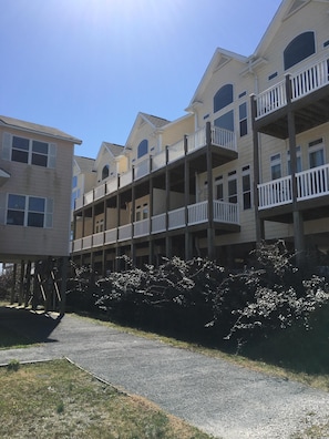 Exterior view, balcony side