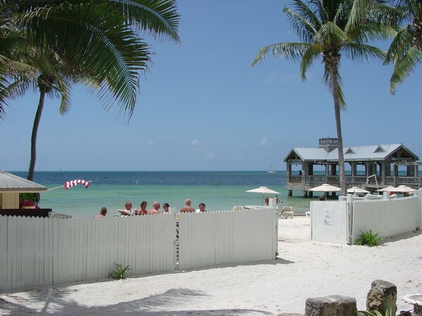 From your Lanai to their beach!