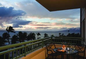 Some villas will have Ocean view, please ask your agent prior to booking.