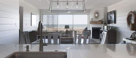 Kitchen, Dining Area and Living Room all enjoy views of beautiful Diamond Beach.