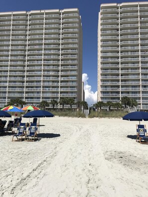 South and North Towers / Beachfront Views 