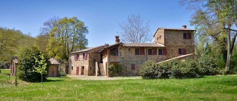 Villa_Front view