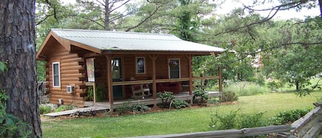 Front view of Jack's Log Cabin