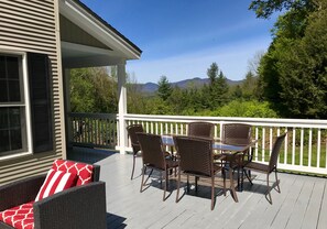 Enjoy the mountain views in this spacious home with your friends and family.  