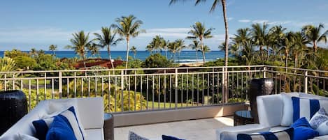 STUNNING OCEAN VIEWS FROM THE GENEROUS 1,545 SQ FT WRAPAROUND LANAI