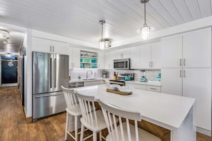 KITCHEN AND FAMILY ROOM