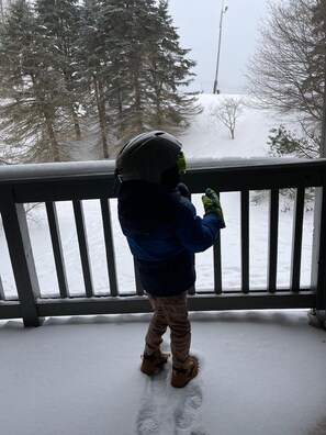 Skidåkning och snöaktiviteter