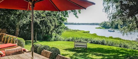 Walk to the beach, BBQ by the water, canoe off the private dock...all are option