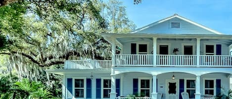 The Coastal Cabana is located in the charming Historic Riverside Garden District