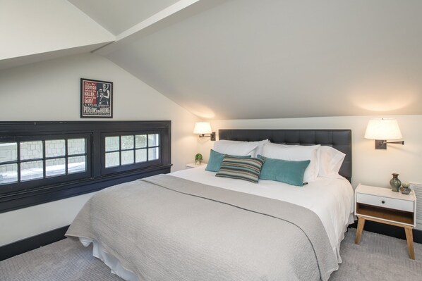 King size Bedroom suite 