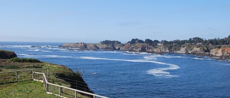 Caspar Anchorage and the Mighty Pacific ... view from all windows along the back