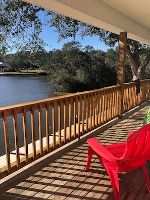 FRONT PORCH VIEW