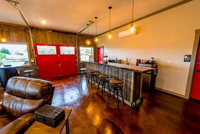 P. M Lake Lodge is a unique lodging experience for groups visiting Ludington, Mi