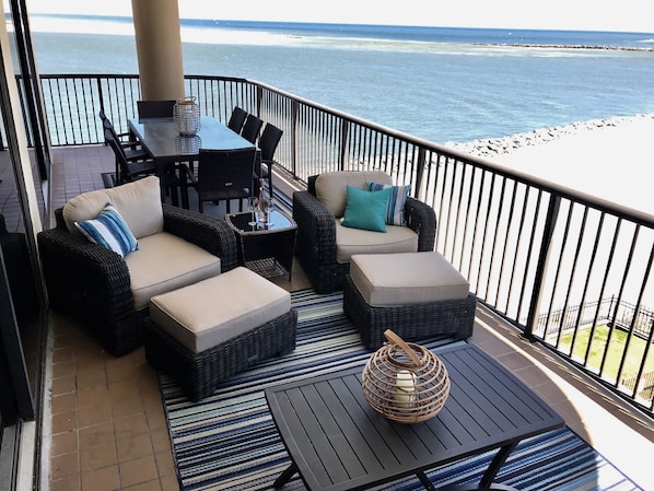 Enjoy views of Gulf and Perdido Pass from huge balcony 