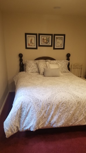Orchard home bed room