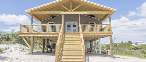 Newly Remodeled Front Porch.  just waiting for you to sit on!