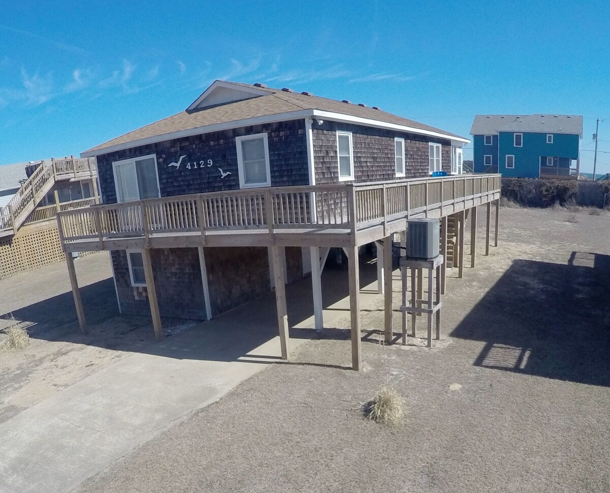 Renovated Cottage With Screened Porch, Ocean View, 5 Minute Walk To Beach!