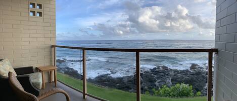 Stunning, south-facing ocean view from balcony.