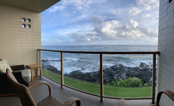 Stunning, south-facing ocean view from balcony.