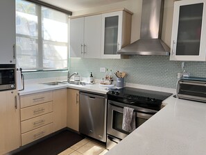 Fresh and Beautiful Cooking area
