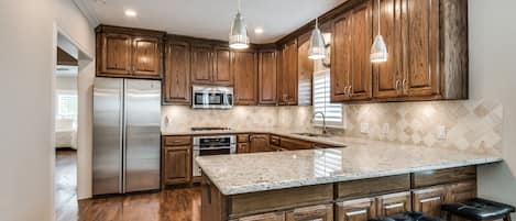 Fabulous new kitchen with granite countertops and stainless appliances