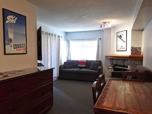 Cozy living room for relaxing after a day of skiing or hiking.