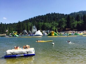 Lake Gregory Water Park - 5 Minute Walk from Cabin