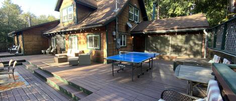 1200 SQ. FT Deck with Dining, Seating, Ping Pong, Spa, and BBQ