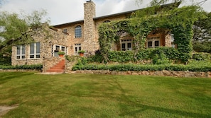 Stone Home Ranch - back side and displays the beauty of the uncut stone.  