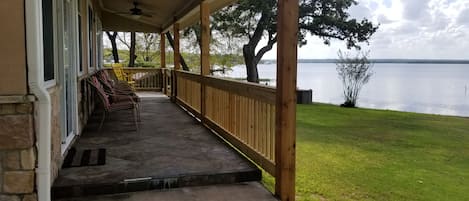 covered back patio